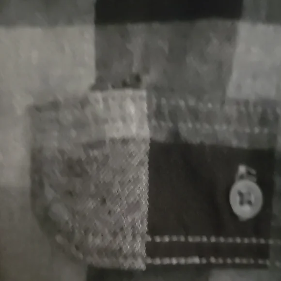 Men's Black and Gray Checkered Shirt - Picture 5 of 7